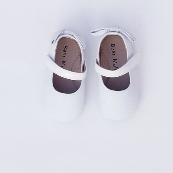 NWOT White Flower Girl Shoes Bear Mall - Picture 9 of 9
